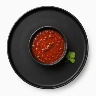 Красный с кинзой